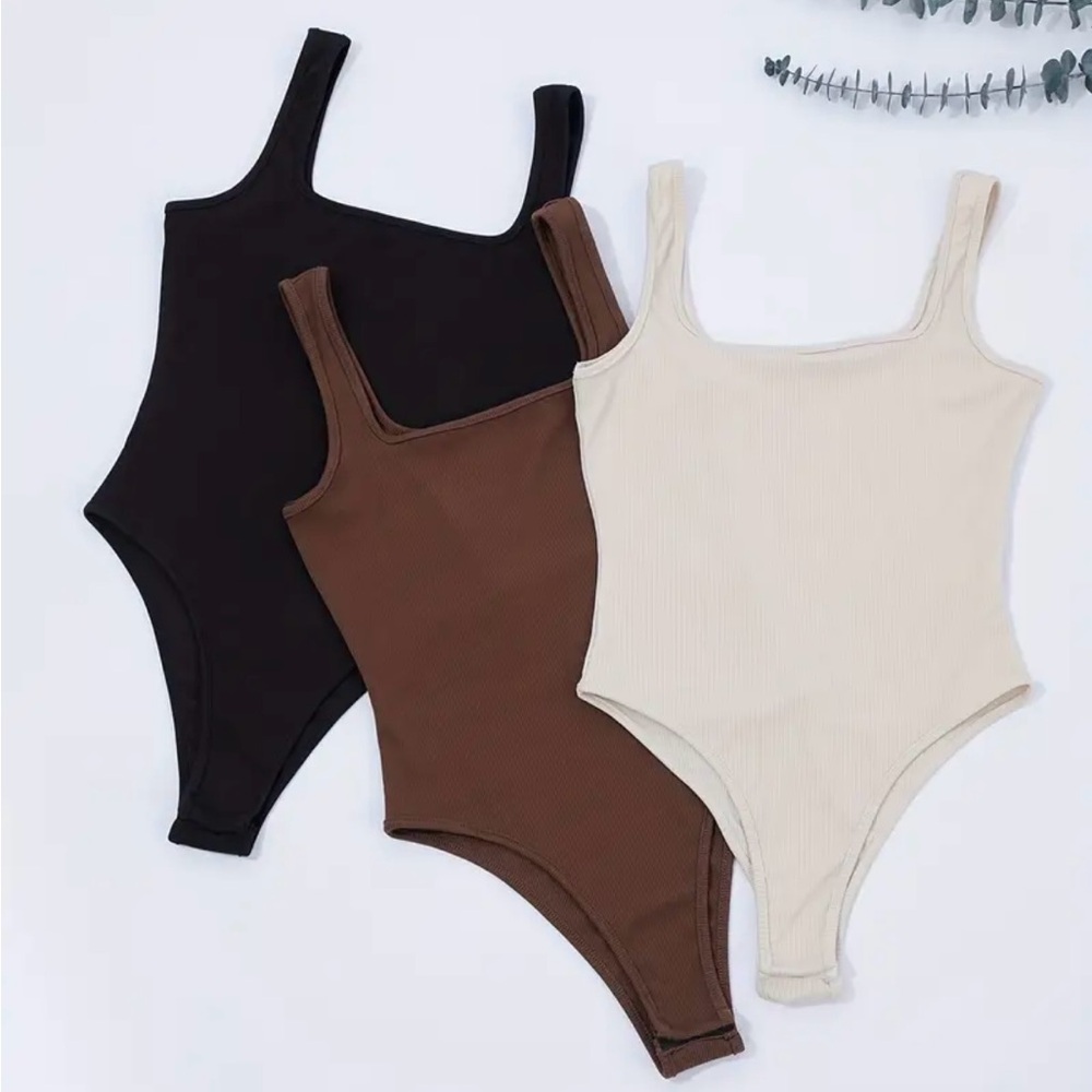 2/15$ 3 pack Bodysuits with Square Necklline